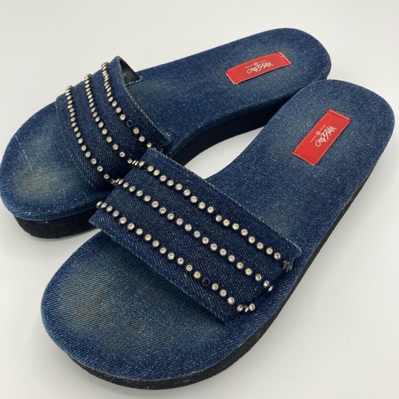 Women’s Denim Slide Sandals - Picture 4 of 4